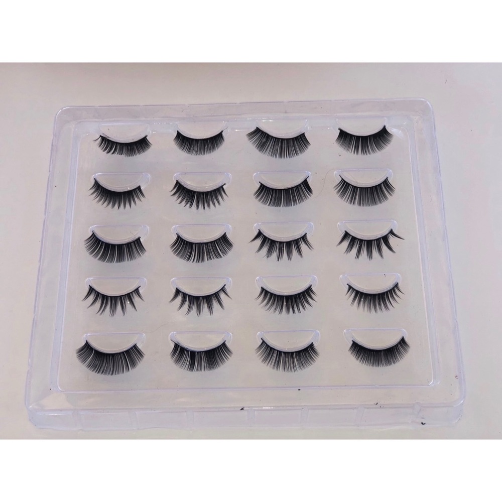 Eyelash bundle